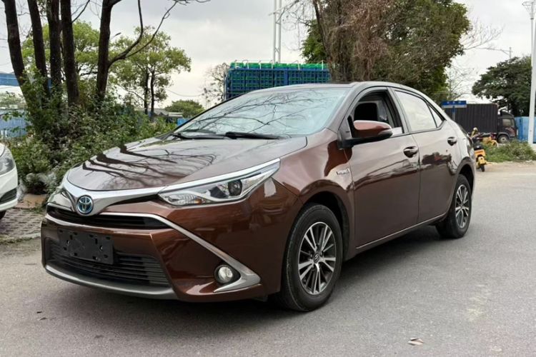 Used Toyota Levin 2016 Dual-Engine 1.8H GS E-CVT Elite Model with Sunroof
