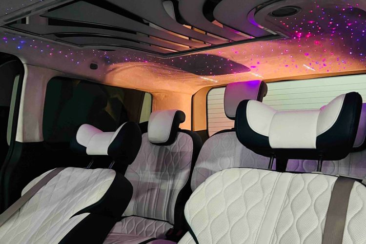 Used Ford Tourneo Custom 2020 2.0T Automatic Elite Edition China VI Standard
