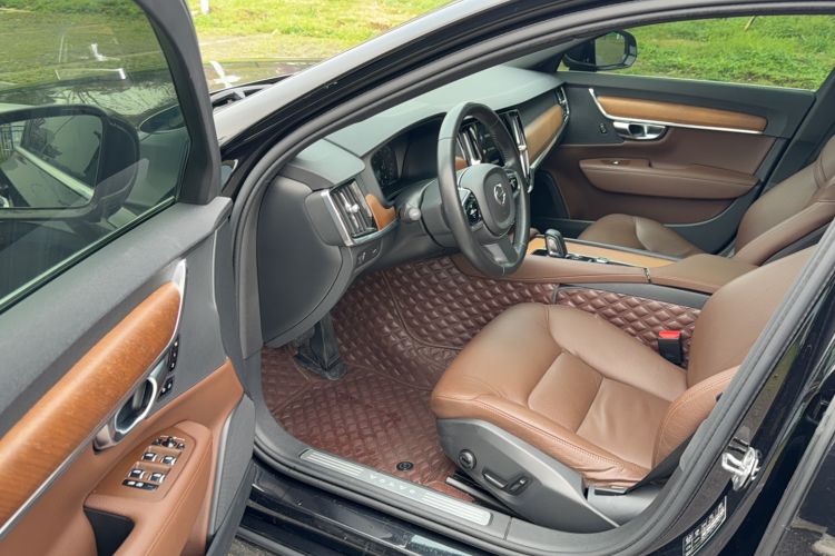 Used Volvo S90 2021 B5 Zhiyi Luxury Edition