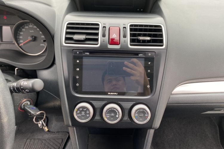 Used Subaru XV 2016 2.0i Comfort Navigation Edition