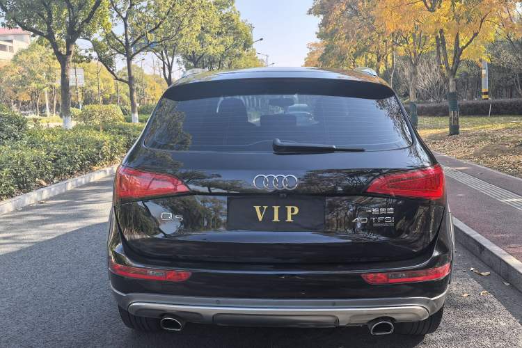 Used Audi Q5 2017 Plus 40 TFSI Technology Model