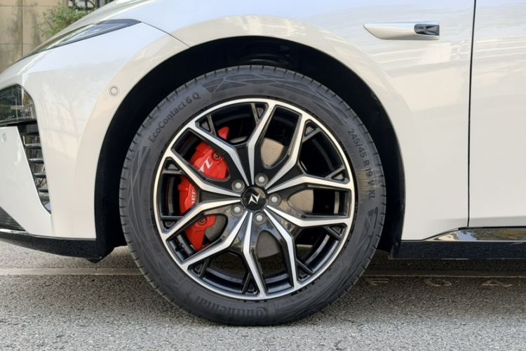 Used Dongfeng eπ eπ007 2025 Model Pure-Electric 565 All-Wheel-Drive Max Leading Edition
