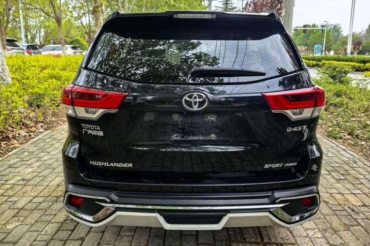 Used Toyota Highlander 2018 2.0T Four-Wheel Drive Luxury Edition 7 Seats China V Emission Standard Exterior 7