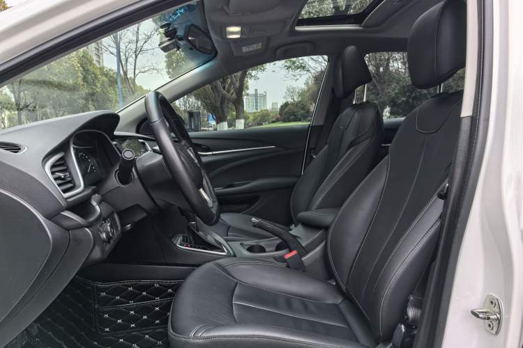 Used Buick Excelle GX 2018 18T Automatic Elite Model
