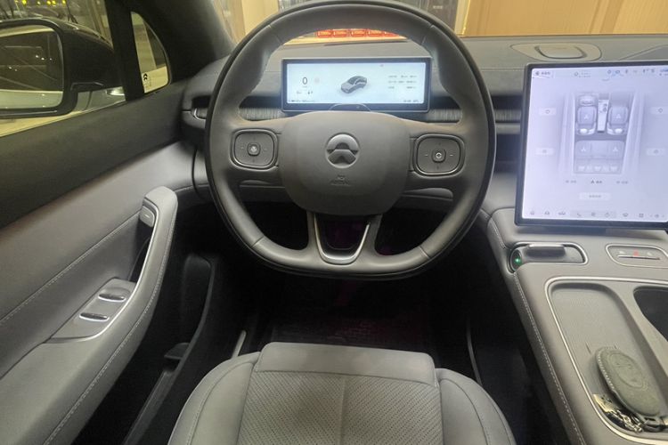 Used Nio EC6 2023 75 kWh