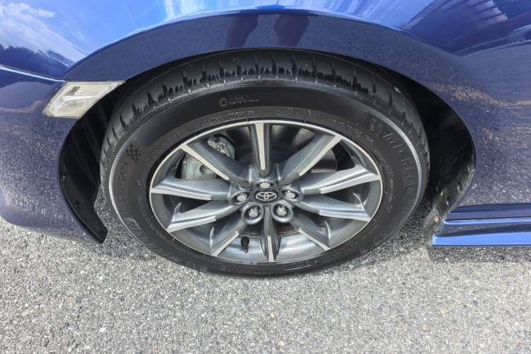 Used Toyota 86 2017 2.0L Manual Luxury Version
