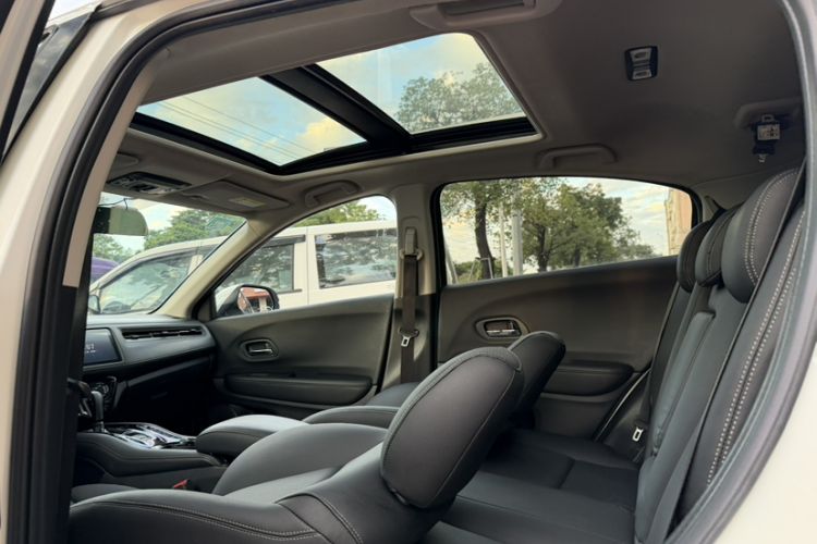 Used Honda Vezel 2019 1.5L CVT Pioneer Edition China V
