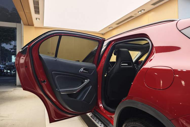 Used Mercedes-Benz GLA 2016 GLA 200 Fashion Model