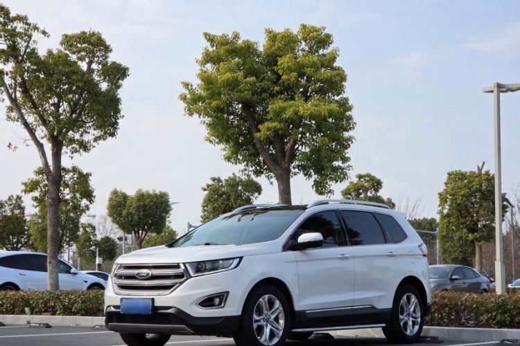 Used Ford Edge 2015 2.0T GTDi Two-Wheel-Drive High-Line Version