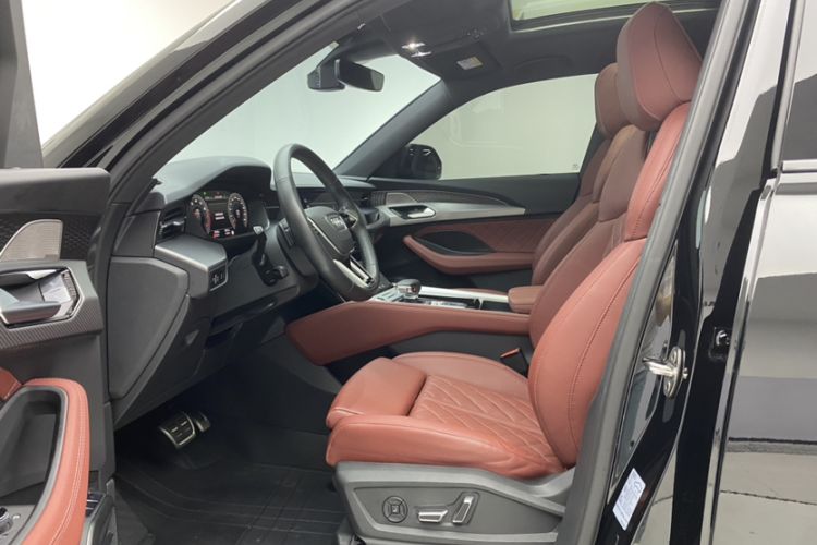 Used Audi Q6 2024 45 TFSI quattro Black Warrior Edition 6 Seats
