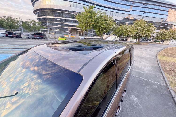 Used Buick GL8 2020 Land Business Class 652T Luxury Model
