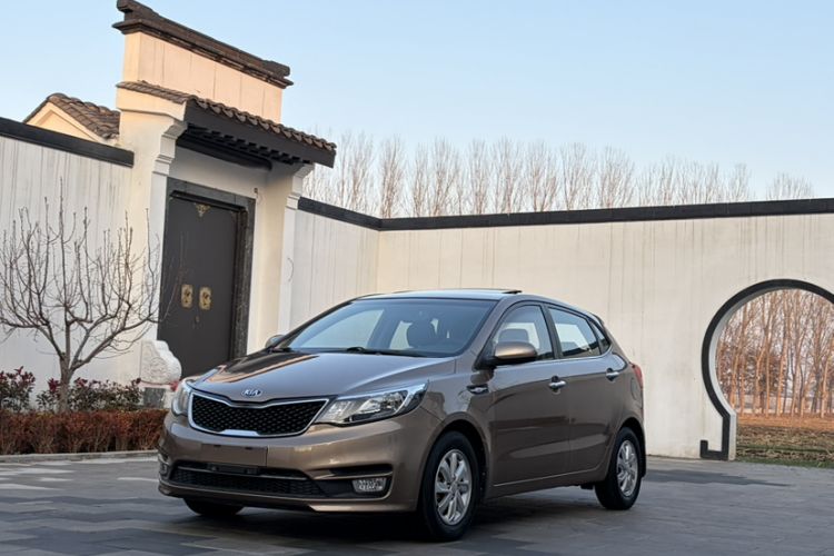 Used Kia K2 2015 Hatchback 1.4L AT GLS Cool Edition