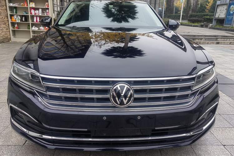 Used Volkswagen Phideon 2021 380TSI Luxury Edition