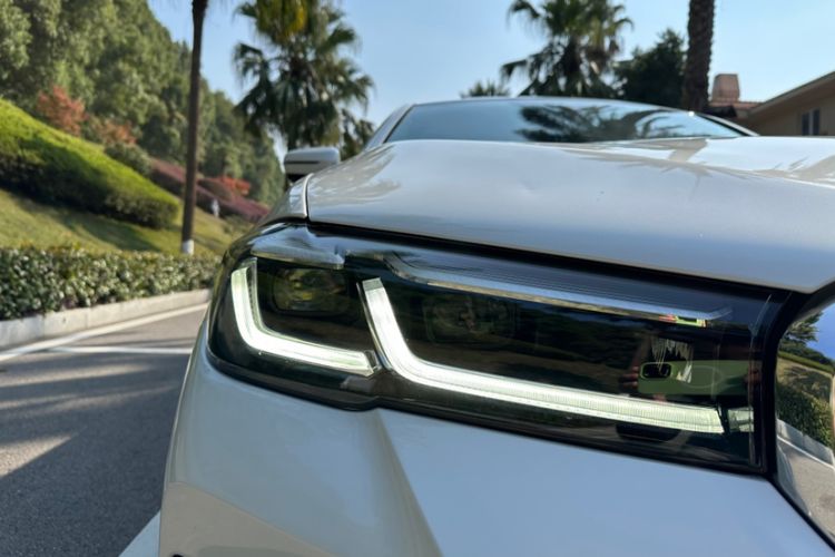 Used BMW 5 Series 2022 Second Facelift 525Li M Sport Package
