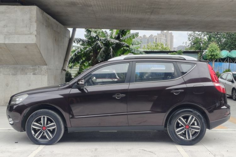 Used Geely Auto GX7 2015 Sports Edition 2.0L Automatic Luxury Upgrade Version China V Standard
