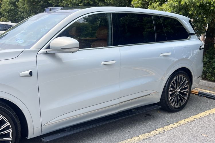 Used Deepal S09 2025 Four-Wheel Drive Ultra+ Custom Edition