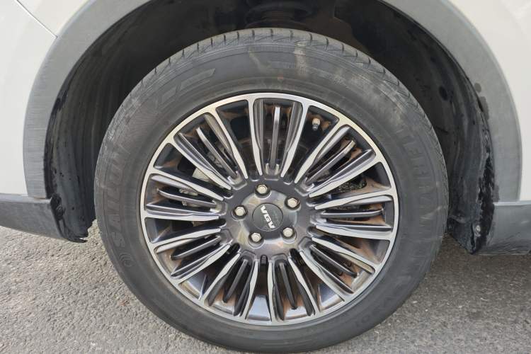 Used Sinotruk VGV U70 2020 1.5T Automatic Smart Luxury 7-Seater