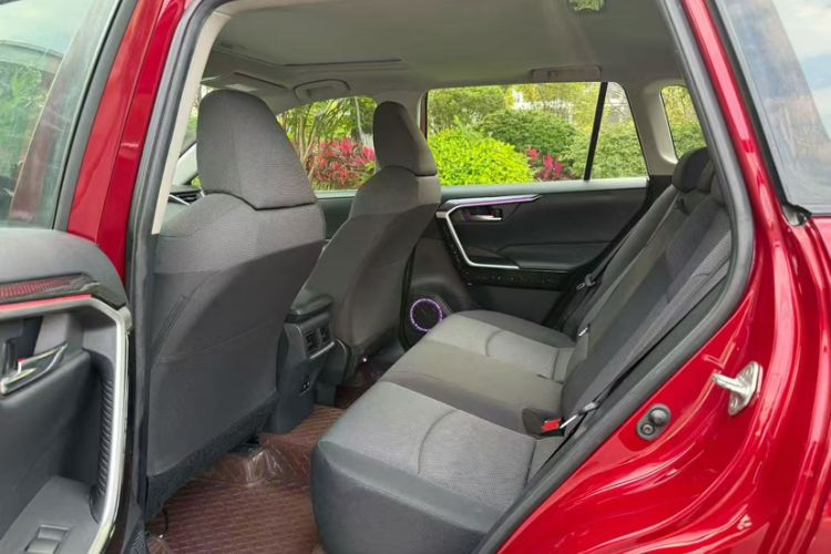 Used Toyota RAV4 2020 2.0L CVT Two-Wheel Drive Fashion Edition