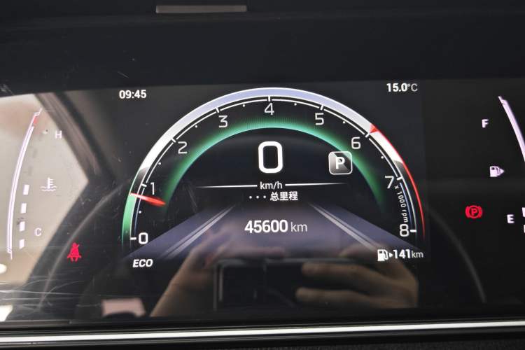 Used GAC Trumpchi M6 2023 PRO 270T DCT Luxury Edition Odometer Close Up