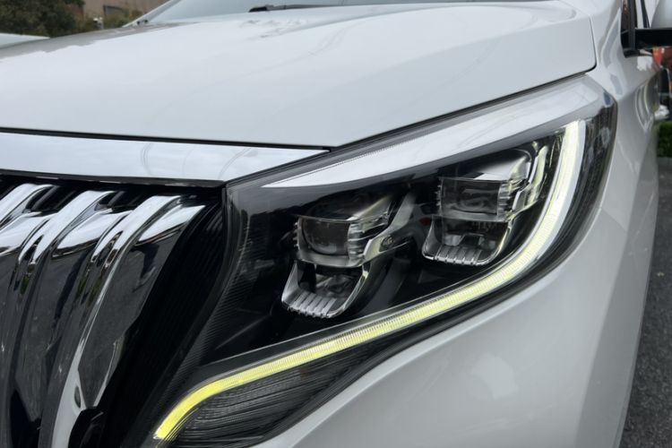 Used GAC Trumpchi M8 2019 320T Ultimate Edition Left Front Headlight