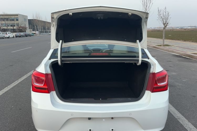 Used Chevrolet Cruze 2015 1.5L Classic SE AT
