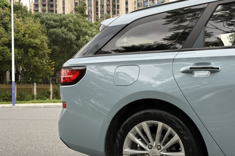 Used Baojun RC-5 2020 RC-5W 1.5T CVT Smart Shine Prestige Model
