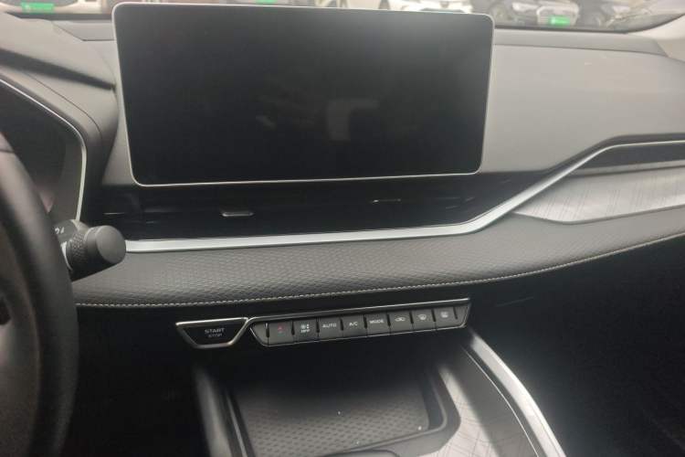 Used Geely Auto Preface 2023 2.0TD Luxury Version
