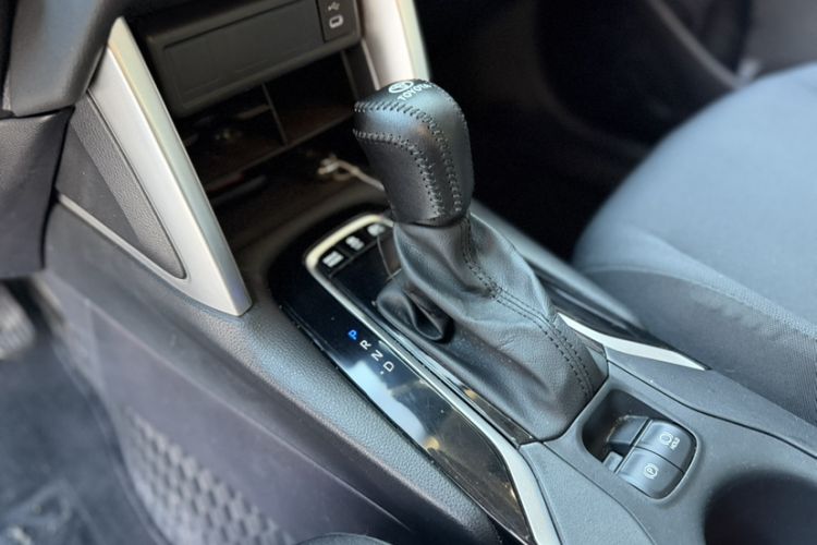 Used Toyota Corolla Cross 2024 2.0L Smart Electric Hybrid Dual-Engine Pioneer Edition