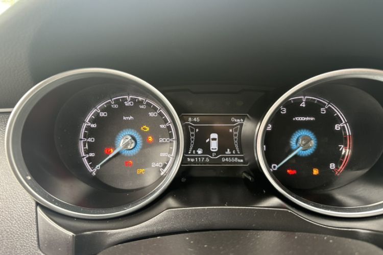 Used Zotye SR7 2016 1.5T CVT Cube Road Edition China V Standard
