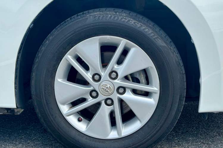 Used Toyota Corolla 2014 1.6L CVT GL Exterior 11