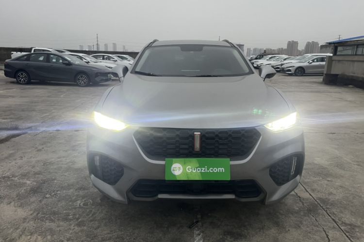 Used Wey VV7 2017 2.0T Ultra-Luxury Version
