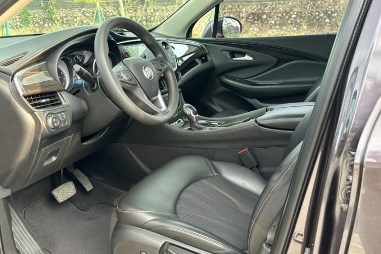 Used Buick Envision 2018 20T Two-Wheel-Drive Leading Model Interior 5