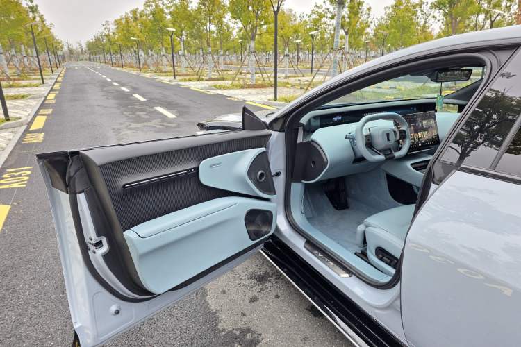 Used Avatr 12 2024 700 Three-Laser Rear-Wheel Drive Luxury Edition