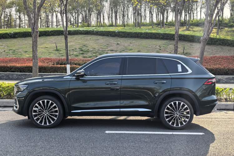 Used Geely Auto Monjaro L 2025 Dongfang Yao 2.0TD Automatic All-Wheel-Drive Wangyue Edition Exterior 4