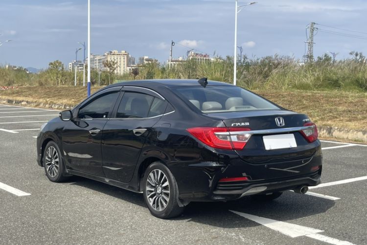 Used Honda Crider 2015 1.8L automatic comfort version