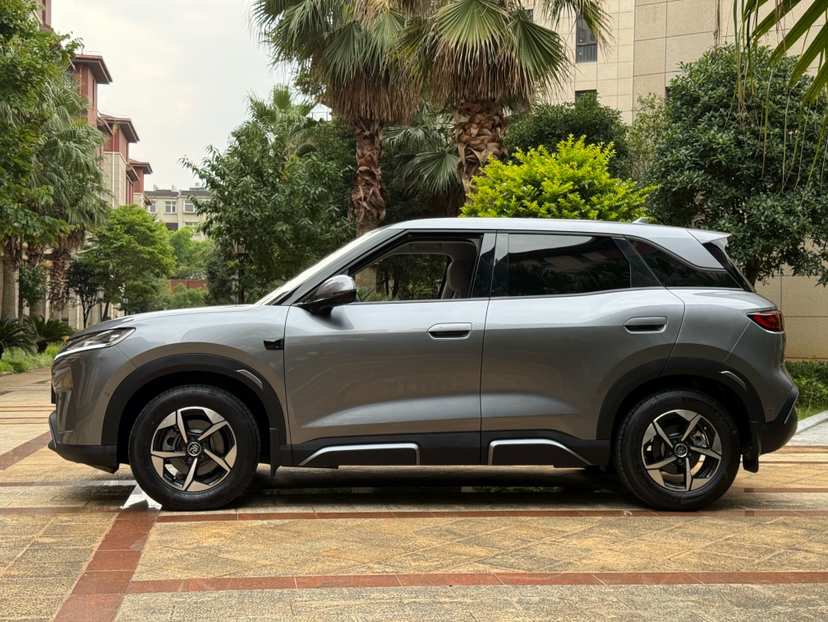 BYD Yuan UP 2025 Intelligent Driving Version 401 km Leading Edition — снимка 16