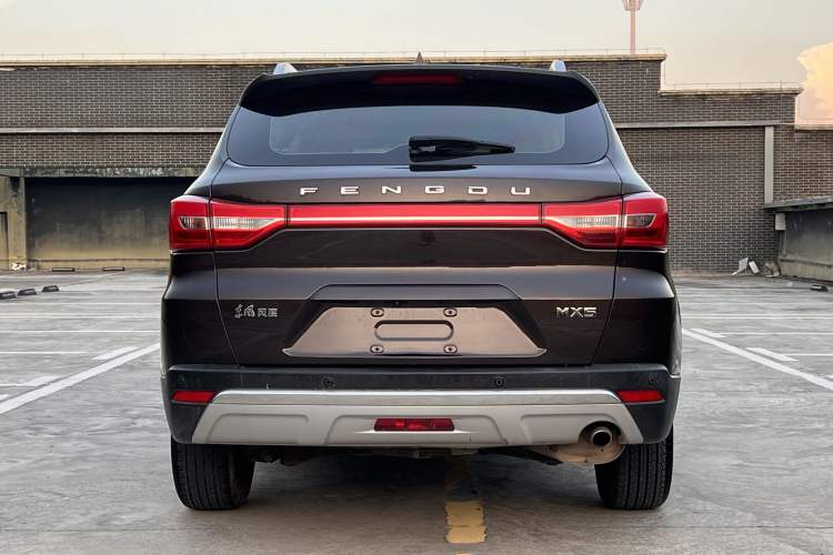 Used Dongfeng Fengdu MX5 2016 2.0L Automatic Flagship Edition