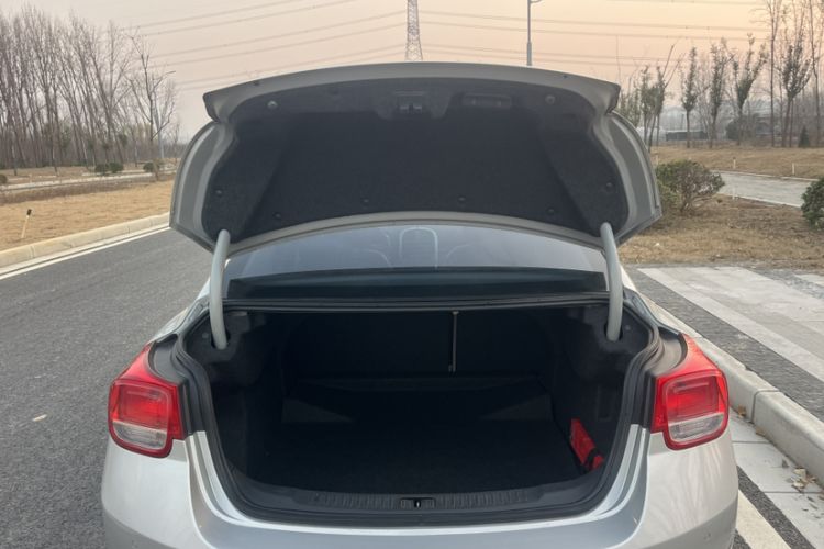 Used Chevrolet Malibu 2012 2.0L Automatic Luxury Edition
