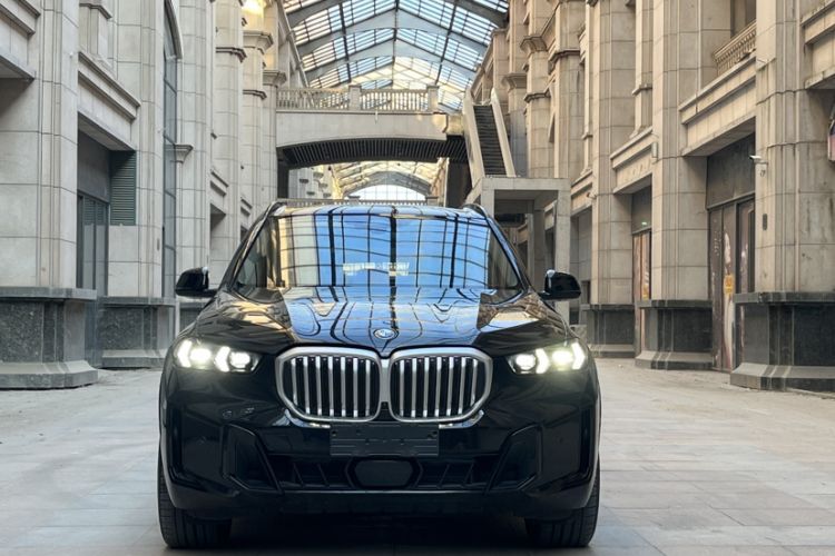 Used BMW X5 2023 xDrive 30Li Luxury M Sport Night Edition Package