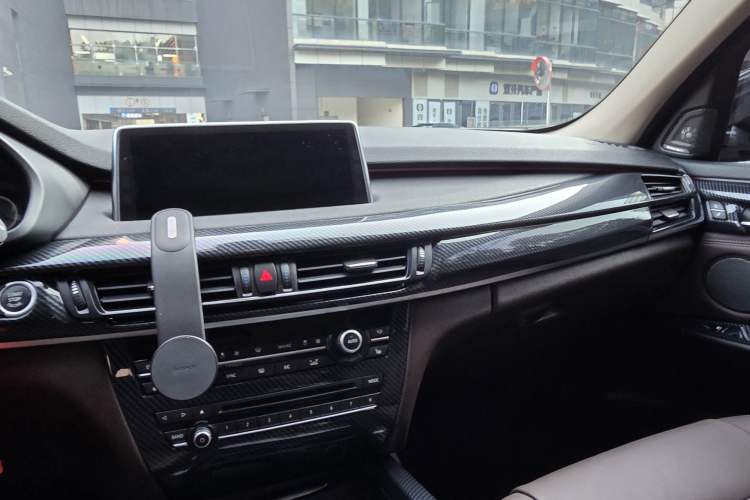 Used BMW X5 2017 xDrive28i
