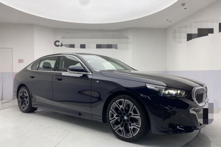 Used BMW 5 Series 2025 530Li Luxury Edition M Sport Package
