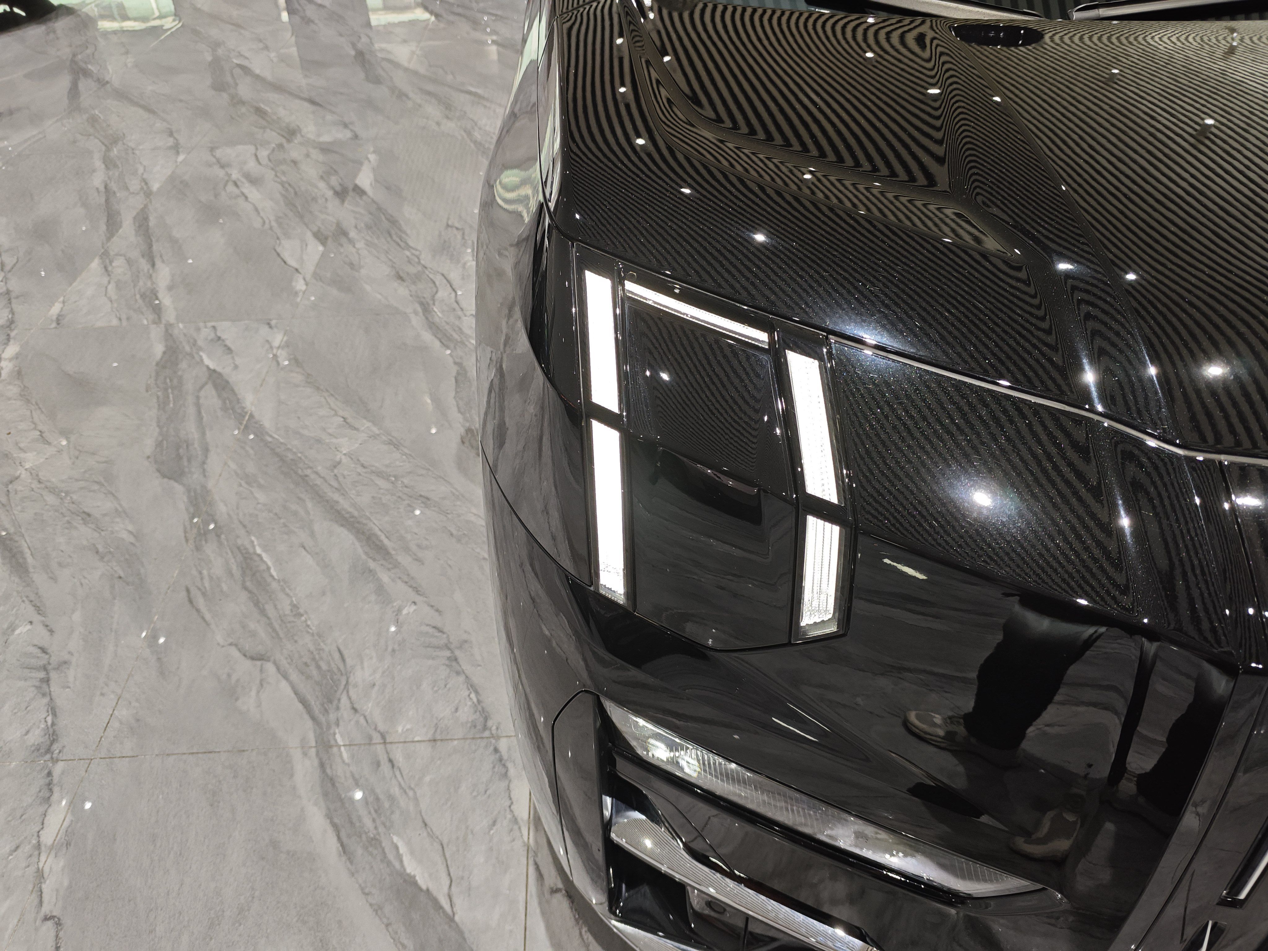 Zeekr 009 2024 Six-Seat Executive Version 4WD 108 kWh — снимка 15