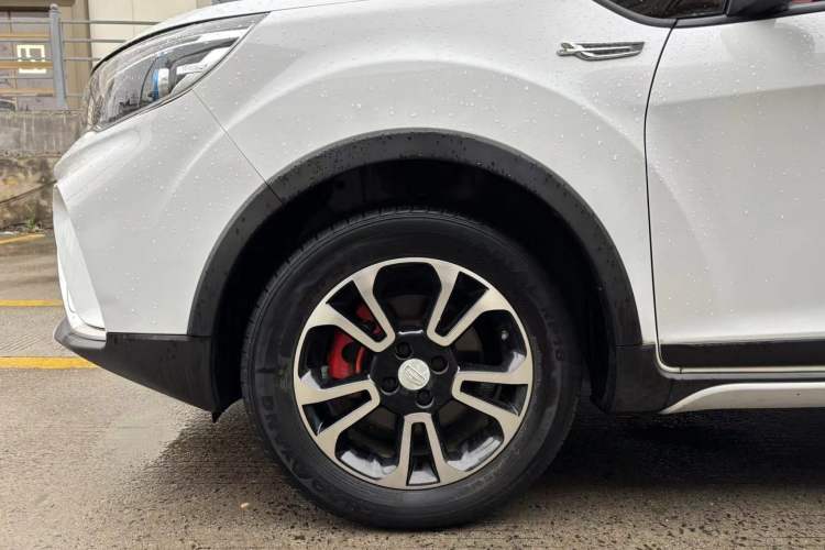 Used Geely Auto Vision X3 2017 1.5L Automatic Luxury Model Exterior 9