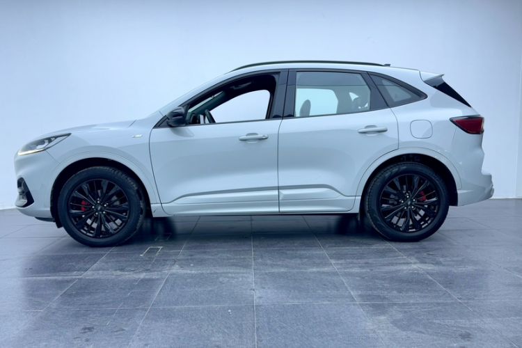 Used Ford Escape 2024 EcoBoost 245 Four-Wheel Drive ST-Line Pro Trim
