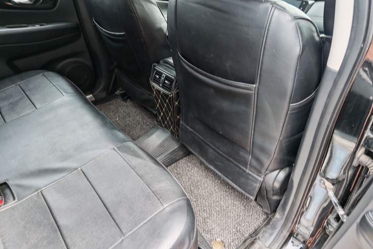 Used Nissan X-Trail 2019 2.0L CVT Smart Connect Comfort Edition 2WD Interior 9