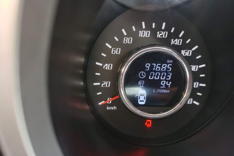 Used Huatai Santa Fe 2017 1.5T Gasoline Manual Two-Wheel-Drive Elite Model
