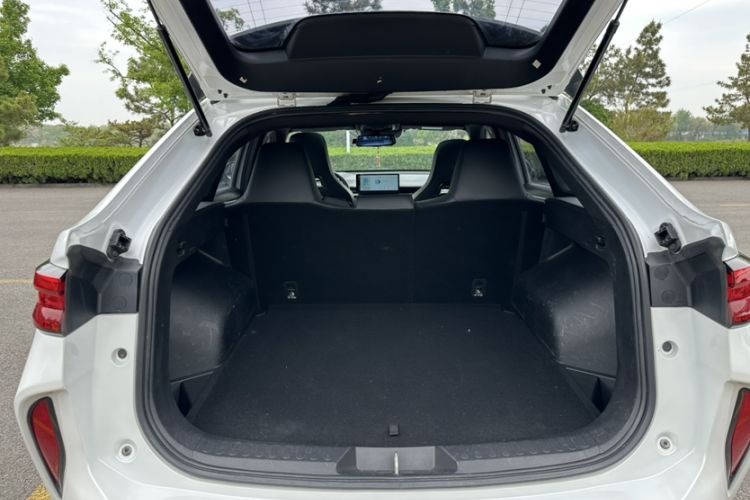 Used Haval H6S 2022 2.0T Two-Wheel Drive ZhiRun Version Trunk