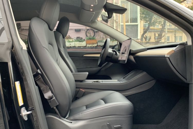 Used Tesla Model Y 2022 Rear-Wheel-Drive Version