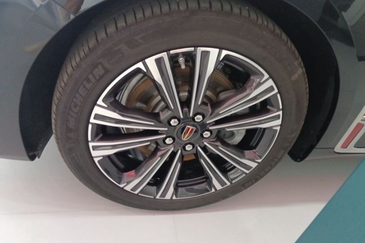 Used Hongqi H9 2024 2.0T Qichang Private Enjoyment Luxury Edition