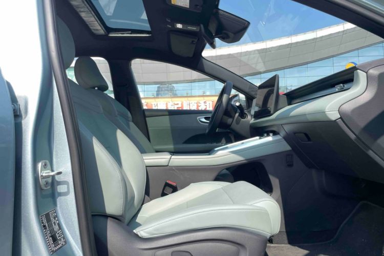 Used Roewe D6 2025 520km Luxury Edition Interior 8